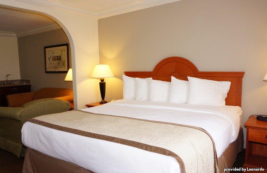 Best Western Isabelle Court Galliano Exterior foto